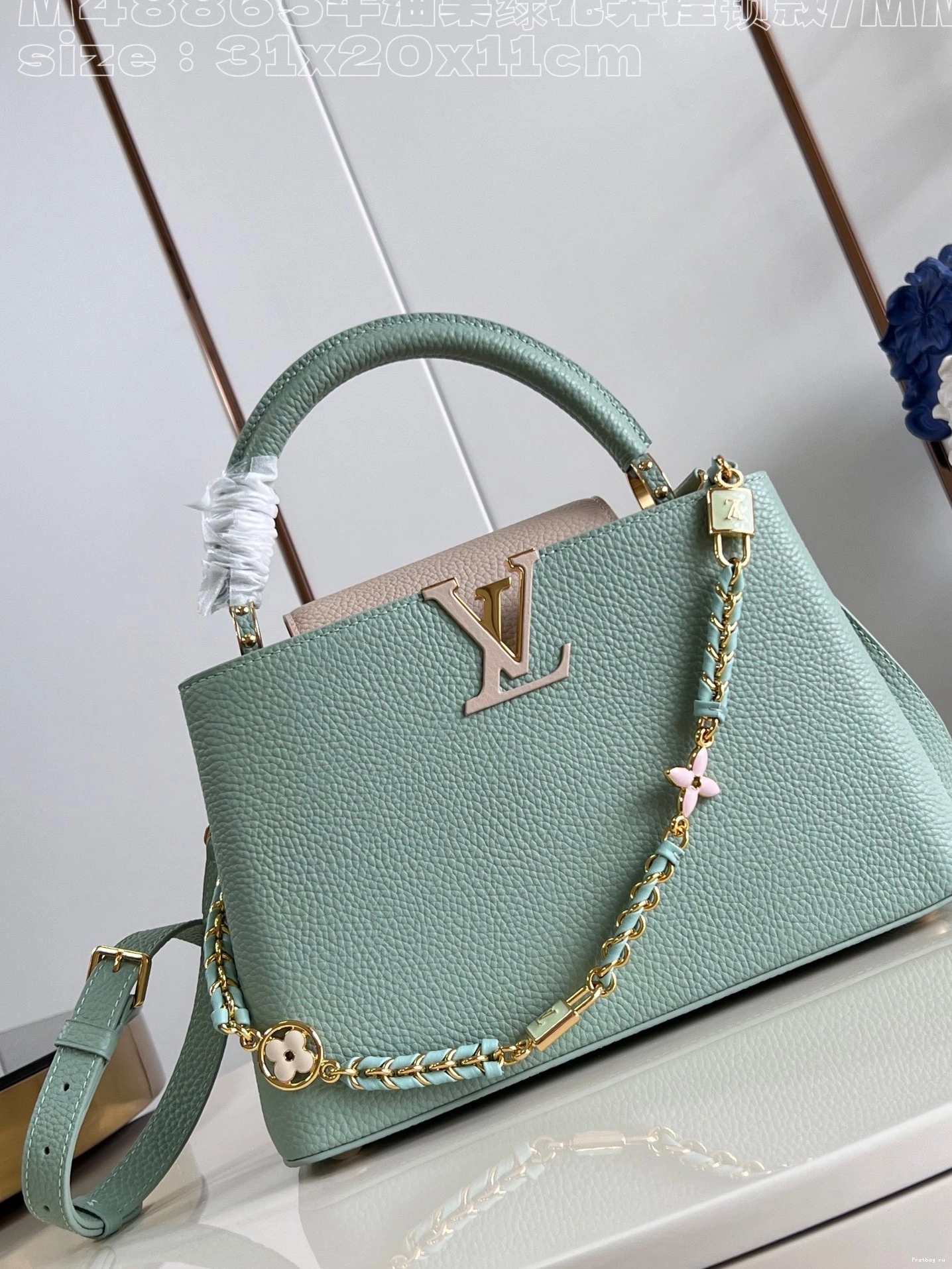 Frstbag ru BB-31.5*20*11CM VUITTON LOUIS CAPUCINES 0807